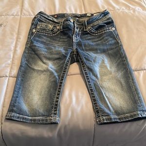 Miss Me Bermuda shorts